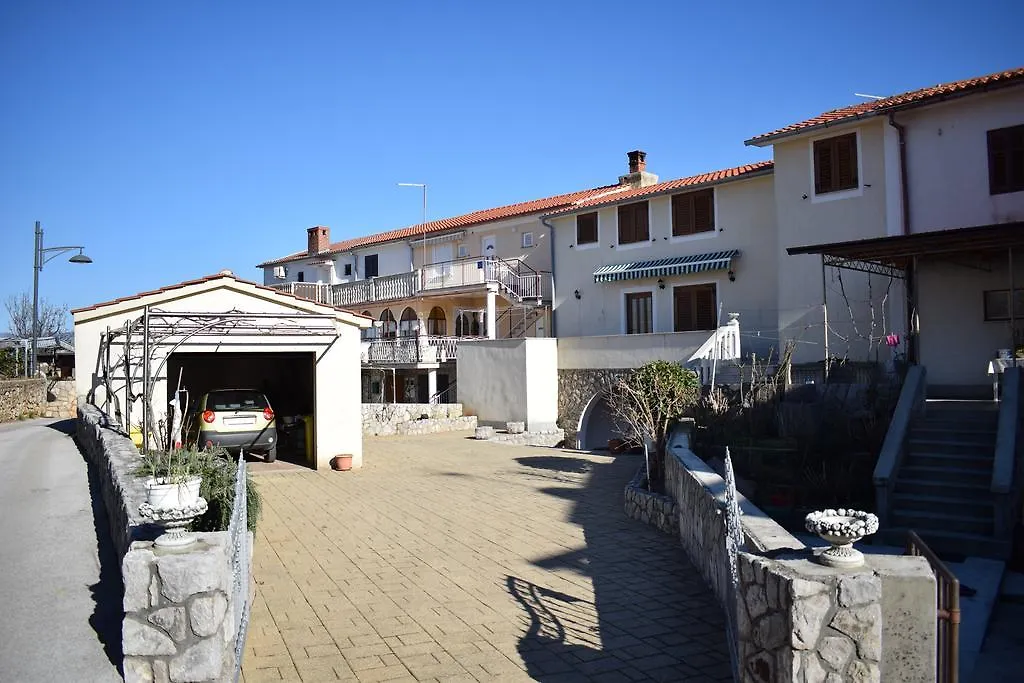Apartments Blue Dream Малинска