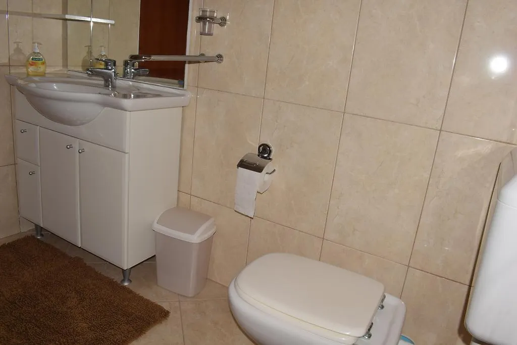 Apartments Blue Dream Малинска